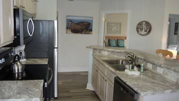 Villa, 2 Bedrooms | Private kitchen | Fridge, microwave, oven, stovetop