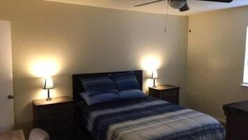 1 chambre, fer et planche Ă repasser, Wi-Fi, draps fournis