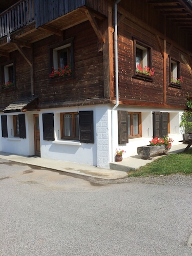 Charming T3 in a hamlet