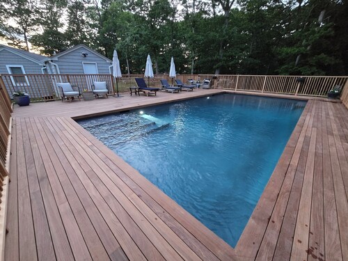 1 Bedroom Hamptons Waterfront Cottage Rental