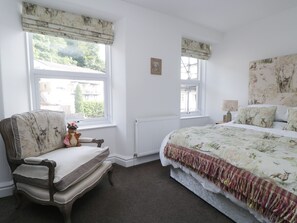 Cottage | Interior