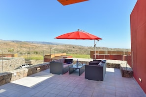 Terrace/patio - Green 8 Salobre by VillaGranCanaria (San Bartolomé de Tirajana)