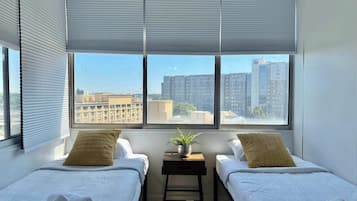 3 bedrooms, desk, iron/ironing board, WiFi