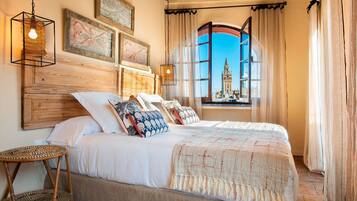 3 slaapkamers, een strijkplank/strijkijzer, wifi, beddengoed