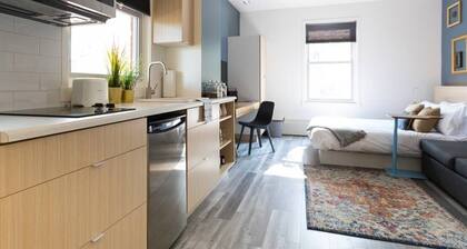 Clean, Charming & Cozy Sanctuary in Highlands