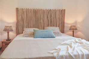 2 bedrooms, iron/ironing board, travel cot, free WiFi