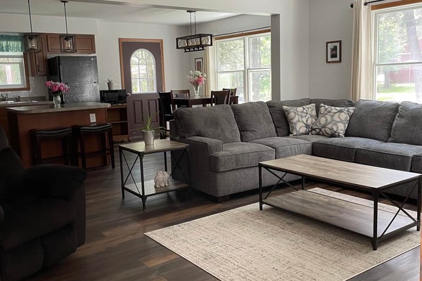 living room / dinette