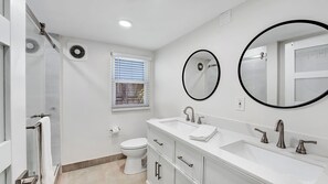 Shower, towels, toilet paper