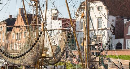 Fantastic,modern holiday apartment"Stüürhuus"in the fishing village of Greetsiel