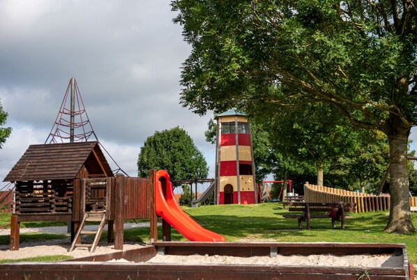 Children's area - Fantastic,modern holiday apartment"Stüürhuus"in the fishing village of Greetsiel (Krummhörn)