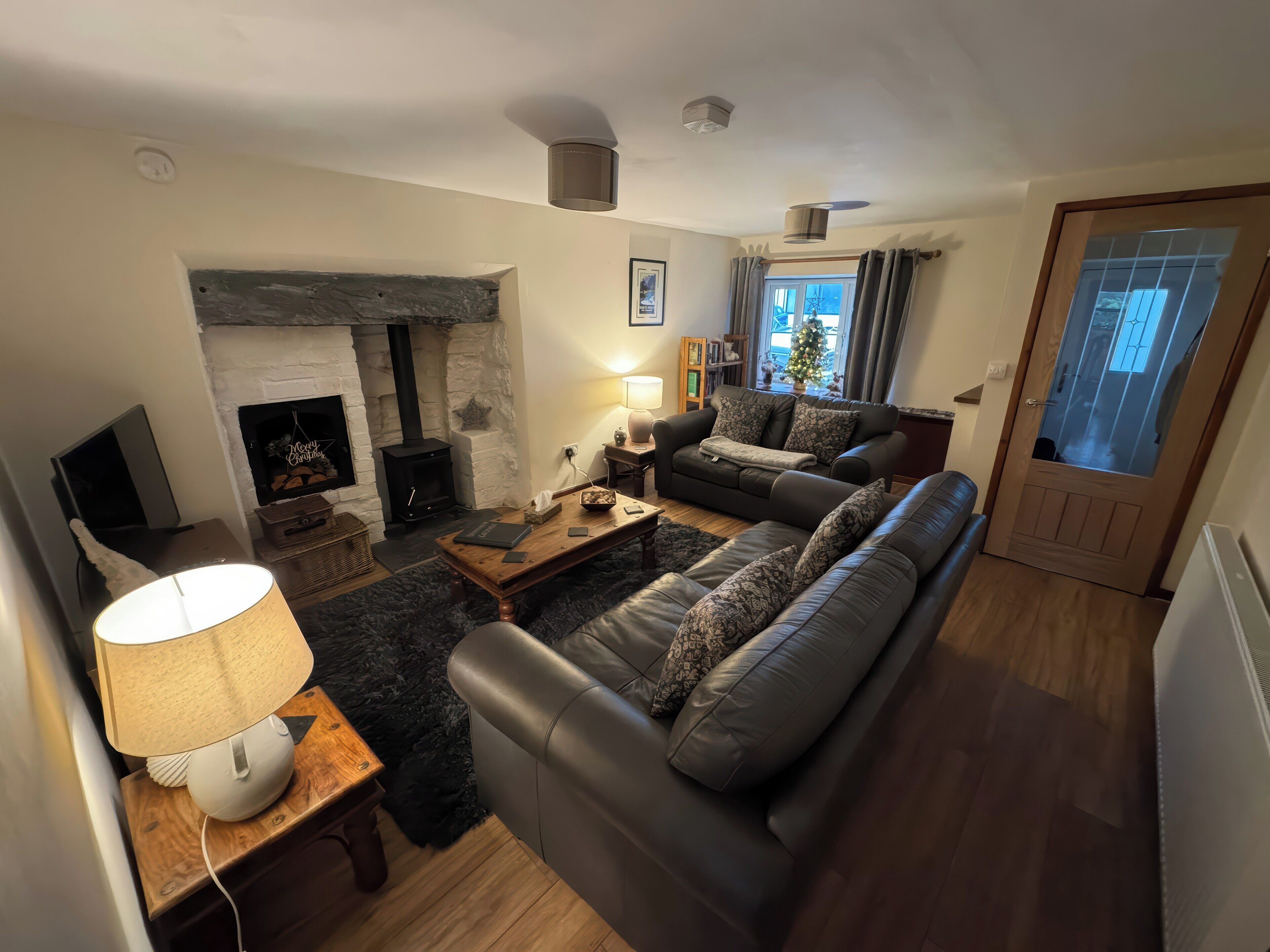 Weaver's Cottage, Pet Friendly, With Open Fire In Tremadog - Beddgelert