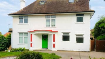 Maison, plusieurs lits | Extérieur