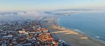 White Swell By Sítio da Nazaré