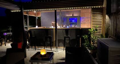 Walnut Star Tent @finders Keepers France. Adults Only Retreat. 13 Acres and Lake