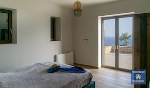Villa | 3 bedrooms, iron/ironing board, free WiFi, bed sheets