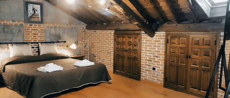 5 bedrooms, iron/ironing board, travel crib, free WiFi