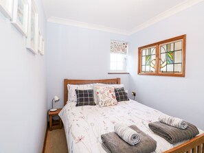 Cottage | Interior - Hunters Lodge (Norwich)