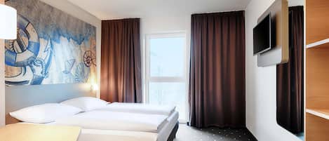 Ropa de cama de alta calidad, escritorio y sistema de insonorización