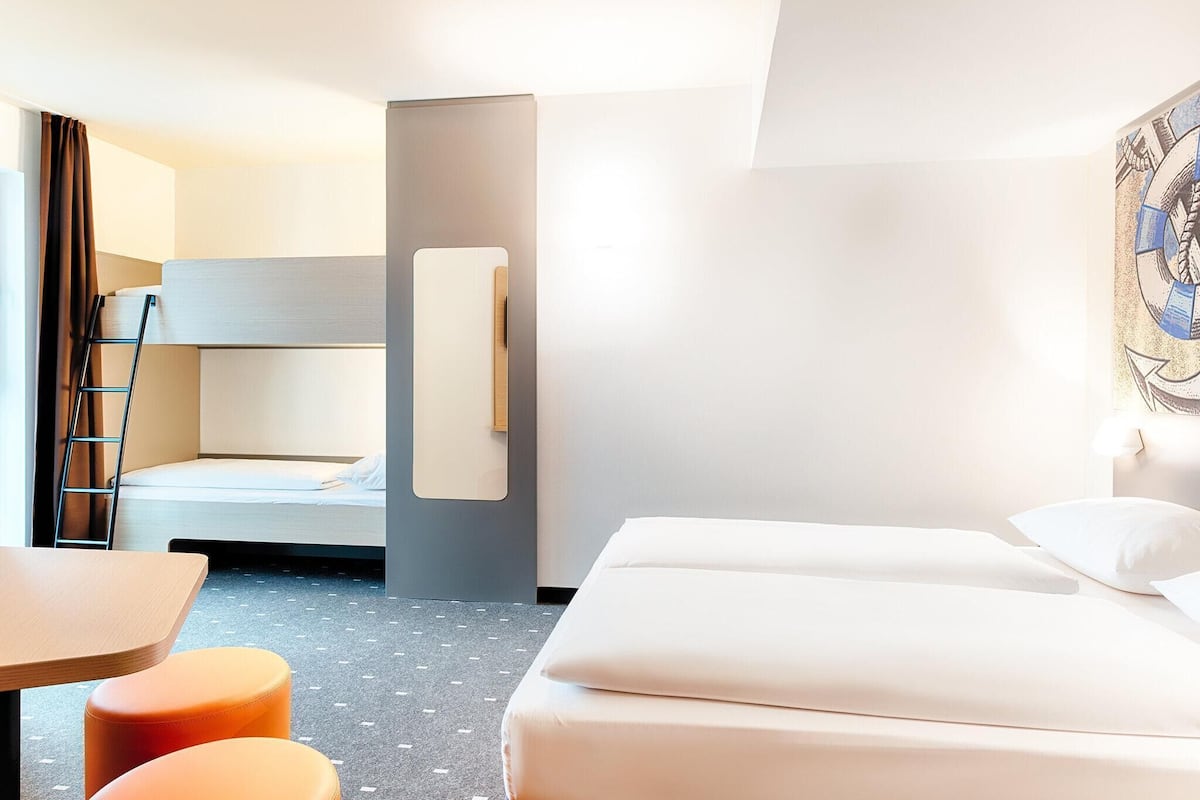 Quadruple Room | 1 bedroom, premium bedding, desk, soundproofing