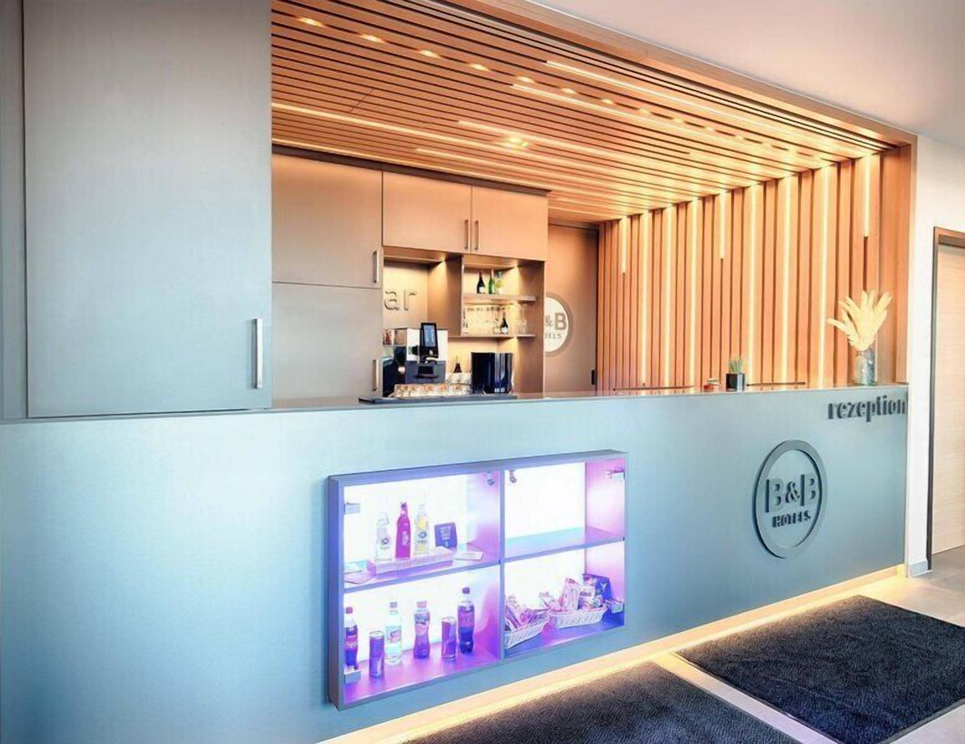 Bar (in der Unterkunft)