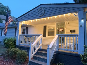 Exterior - The Dugout, Walk to All UGA Sports! (Athens)