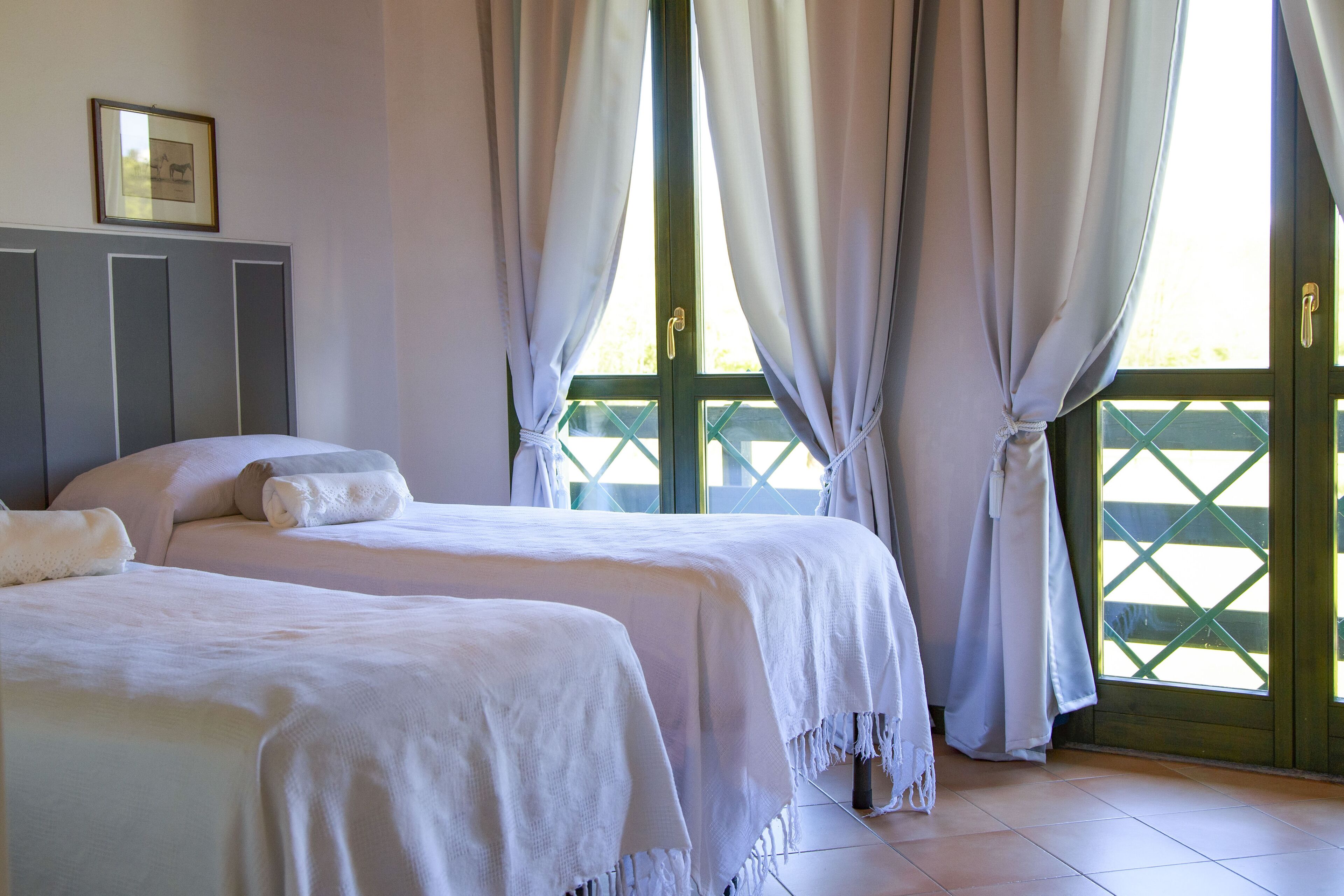 2 chambres, fer et planche à repasser, lit parapluie, Wi-Fi gratuit