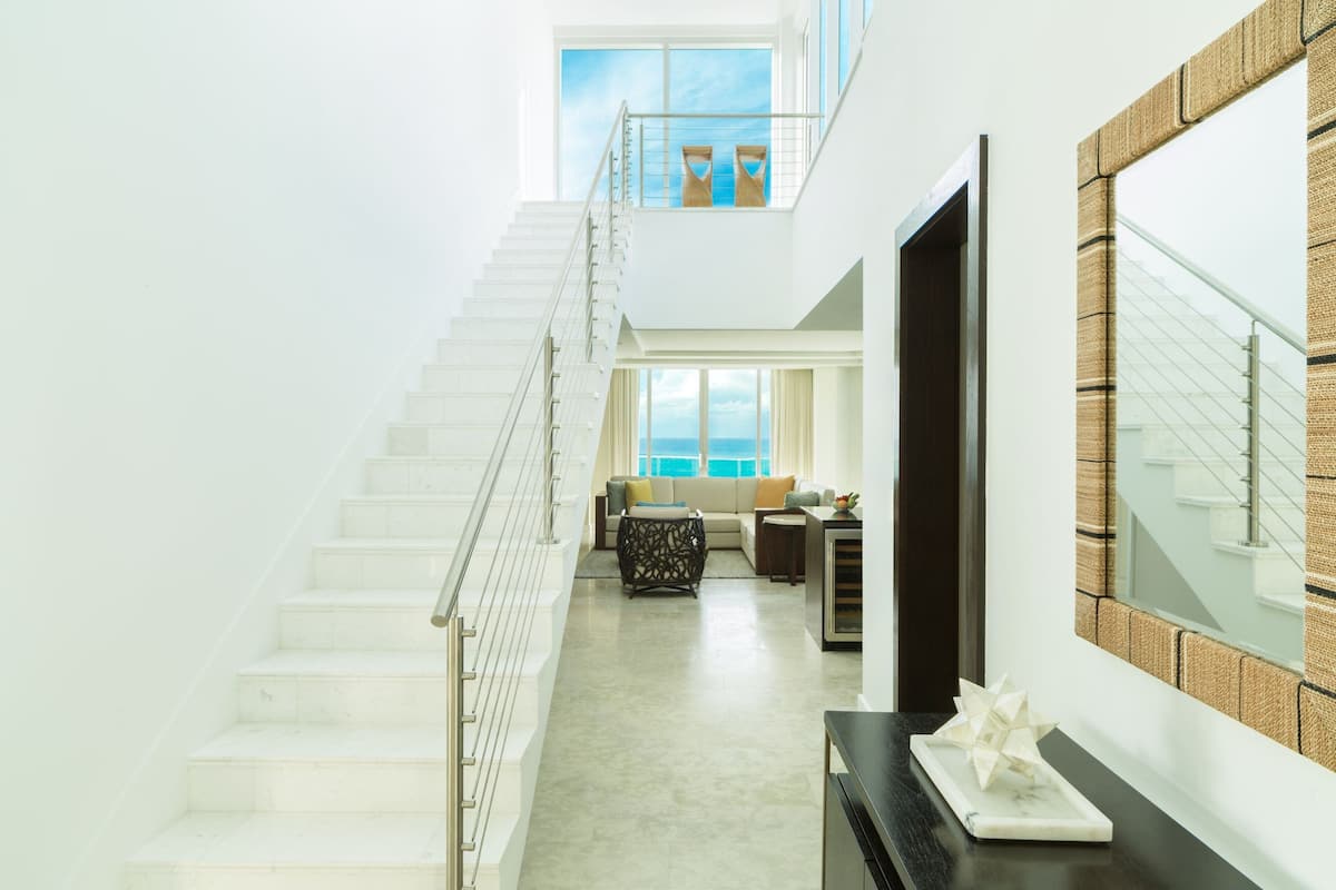Penthouse, 3 Bedrooms, Non Smoking, Oceanfront | Desk, free WiFi, bed sheets