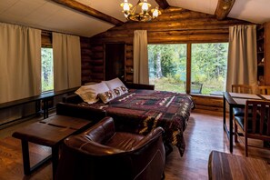 Interior - Enchanting Kenai River Retreat (Cooper Landing)