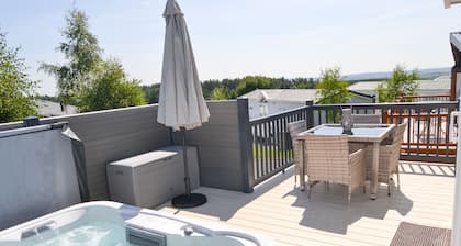 Herdwick Lodge - a lodge that sleeps 4 guests in 2 bedrooms