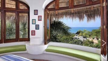 3 bedrooms, in-room safe, iron/ironing board, free WiFi
