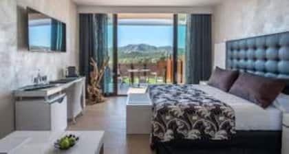 EMERGENCE DJOUDA HOTEL