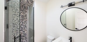 Shower, hair dryer, towels, soap - Lake House - Brand New, Renovation Just Completed (Montauk)