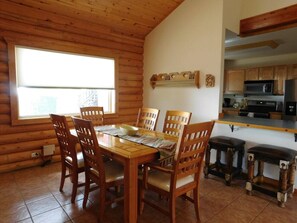 Dining - Charming Chipmunk Cabin (Cloudcroft)