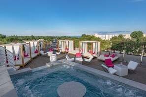 Pool - Ozinn Hotel (Agde)
