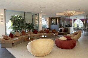 Interior - Ozinn Hotel (Agde)