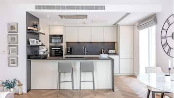 Fridge, microwave, oven, dishwasher