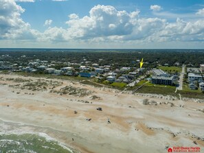 Beach nearby - Beautiful 3/2 ~ Pet Friendly ~ Steps to the Beach! (Saint Augustine Beach)