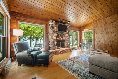 Waterfront Door County Retreat