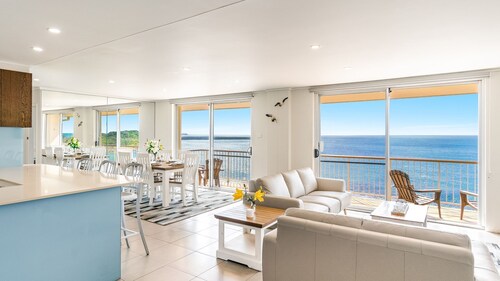 Craigmore Penthouse | Endless Ocean Views