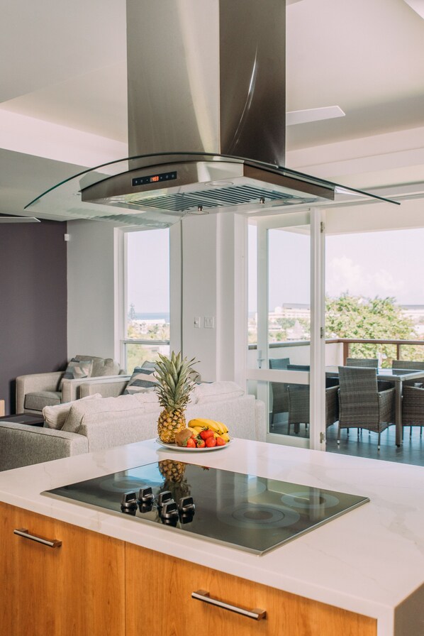 Interior - Apt #4 Luxurious corner 2BR, 2 Storey Townhome, Ocean View, walk to Beach 10 Min (Bassaterre)