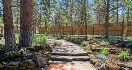 Big Bear - West Side Oasis, Shevlin Park, Beautiful, Manicured Acreage