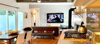 Newly remodeled spacious 2bed/2bath with backyard in Willow Glen