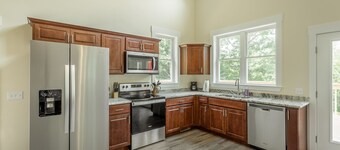 The Honeysuckle - PMI Scenic City Rental