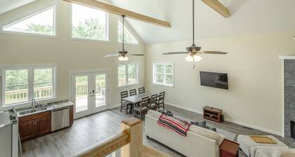 The Honeysuckle - PMI Scenic City Rental