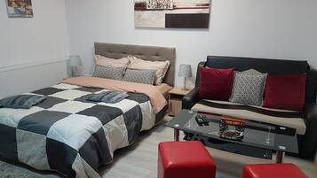 1 chambre, fer et planche à repasser, Wi-Fi gratuit