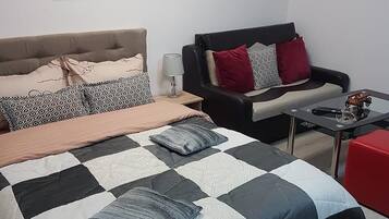 1 chambre, fer et planche à repasser, Wi-Fi gratuit