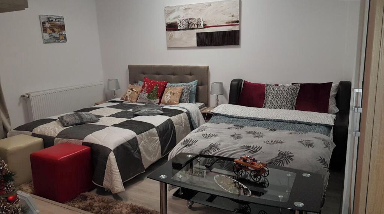 1 chambre, fer et planche à repasser, Wi-Fi gratuit