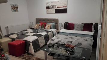 1 chambre, fer et planche à repasser, Wi-Fi gratuit