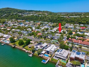 Aerial view - Noosa Parade Escape - 800m to Hastings Street! (Noosa Heads)