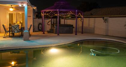 Chic Arizona Villa W/Pool, Hot Tub and King Bed